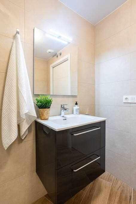 Coimbra Etxea Precioso Piso Recien Estrenado Lägenhet Bermeo Exteriör bild